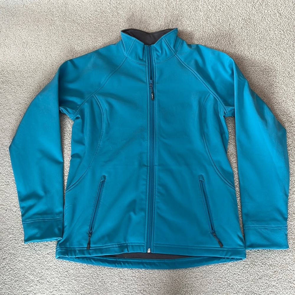 Woman’s windbreaker